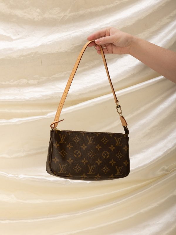 2020 Louis Vuitton Pochette Supply