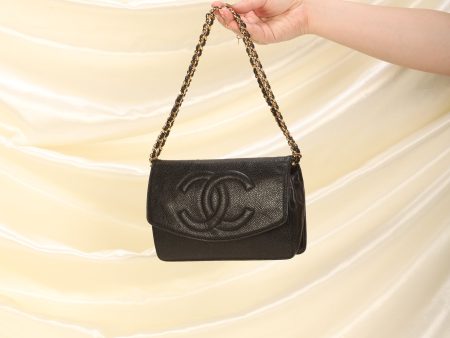 Chanel Caviar Wallet on Chain Fashion