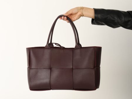 Bottega Veneta 2019 Medium Arco Tote Hot on Sale