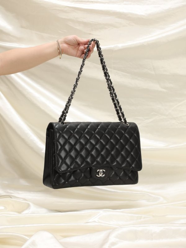 Chanel Caviar Jumbo Classic Flap For Sale