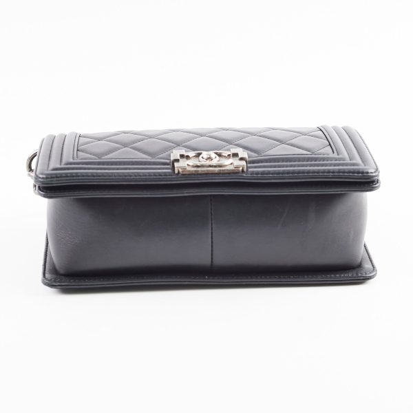 Chanel Old Medium Boy Black - Series 19 Hot on Sale