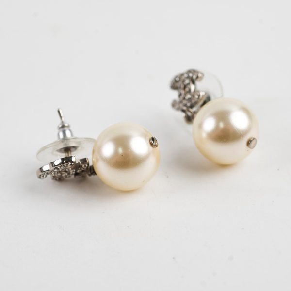 Chanel CC Pearl Drop Earrings Costume Jewellery Online Hot Sale