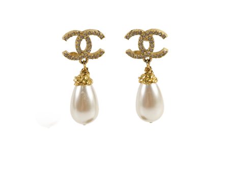 Chanel CC Logo Pearl Drop Earrings Costume Jewellery Supply