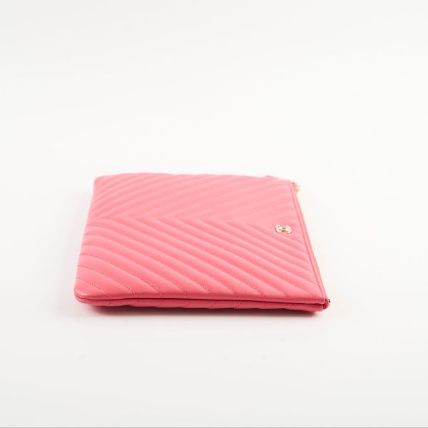 Chanel O Case Medium Chevron Pink Lambskin - Series 24 For Cheap