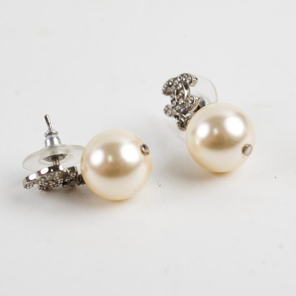 Chanel CC Pearl Drop Earrings Costume Jewellery Online Hot Sale