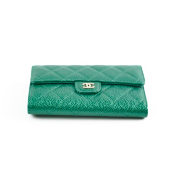 Chanel 18S Caviar Wallet Iridescent Emerald Green Supply