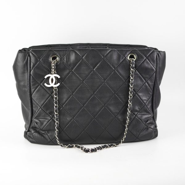 Chanel Quilted Chain Tote Tote Black Online now