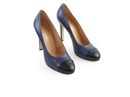 Chanel Cap Toe Leather Pumps Navy Size 40C Cheap