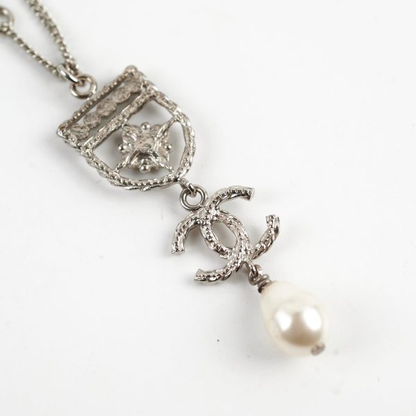 Chanel Coco Mark Emblem Necklace Costume Jewelery Online Hot Sale